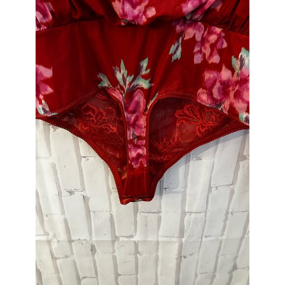NWT Free People Intimately Red Floral Bodysuit Sz S - Picture 6 of 12